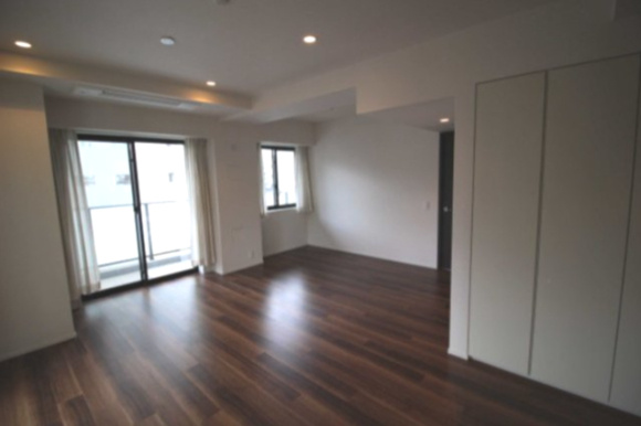 プラウド恵比寿ディアージュの居間・リビング