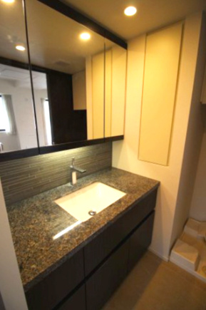 プラウド恵比寿ディアージュの洗面所