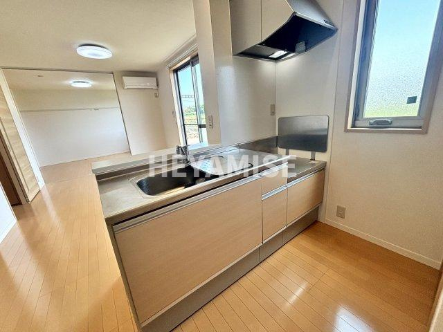 シャーメゾン愛野のキッチン|※室内画像は別号室のもの