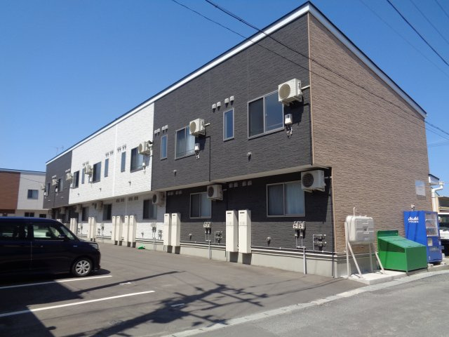 Astoria Aの駐車場