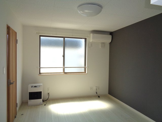 Astoria Aの居間・リビング