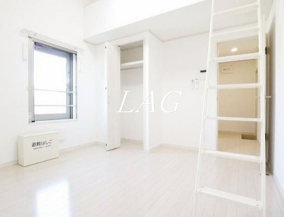 【居間・リビング】 | イルトラッツォ梅島 | 洋室のお部屋です。