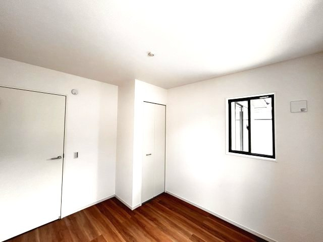 【LIGARE】小山市城北 第15期 全2棟の洋室|〇1号棟　2F洋室4.8帖〇
※2026年6月撮影