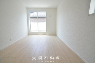 【洋室】 | 海老名市国分寺台１丁目 新築戸建て 全2棟【仲介手数料無料】 | 2階　洋室2（6.7帖）