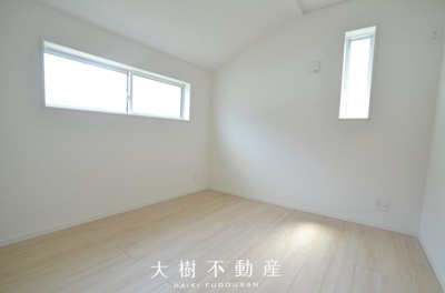 【洋室】 | 海老名市国分寺台１丁目 新築戸建て 全2棟【仲介手数料無料】 | 2階　洋室3（4.5帖）