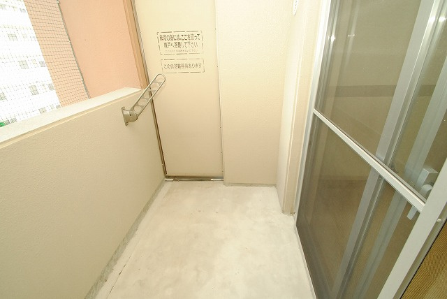 リード中央町【10,000円キャッシュバック対象物件】のバルコニー|バルコニーがあります