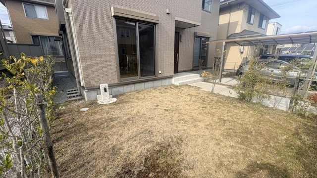 ゆりのき台５丁目戸建ての庭