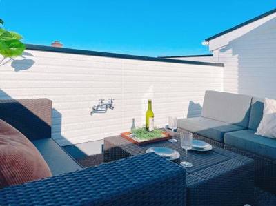 【バルコニー】 | 浜田山１丁目～「西永福」駅１０分・屋上テラス付新築戸建～ | 屋上テラス