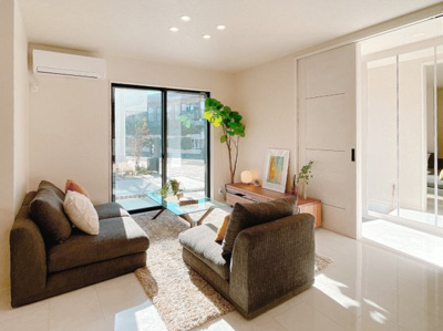 【居間・リビング】 | 浜田山１丁目～「西永福」駅１０分・屋上テラス付新築戸建～