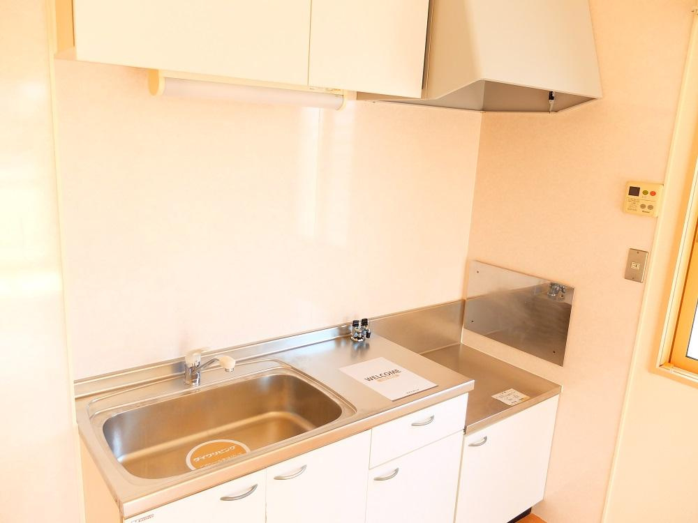 丹波市氷上町賀茂のアパートのキッチン|ガスコンロ設置タイプのキッチン♪