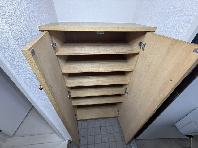 北葛城郡広陵町大字疋相のアパートの収納