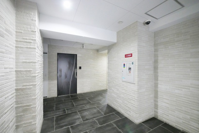 大阪市北区大淀中３丁目の賃貸マンションのロビー