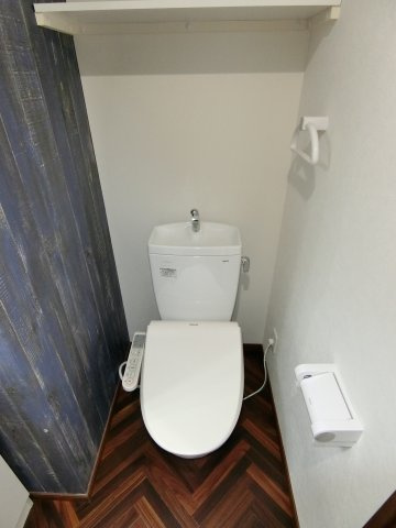 大阪市北区大淀中３丁目の賃貸マンションのトイレ