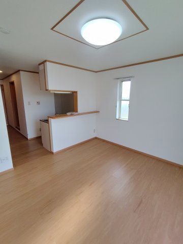 ヴィオラ　Bの居間・リビング