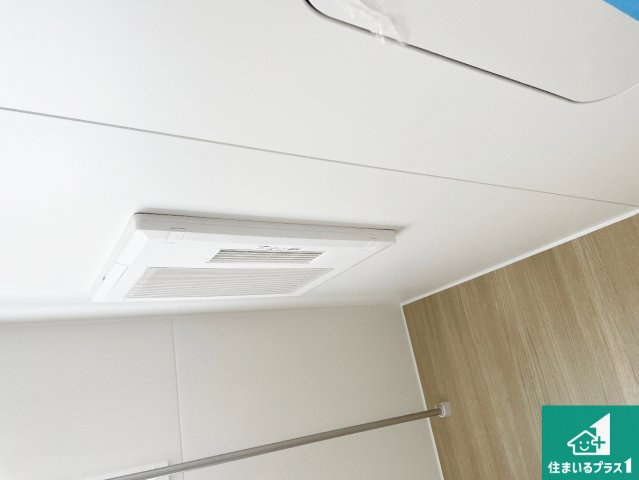★草津市上笠　新築一戸建ての冷暖房・空調設備|四季を通して快適なバスライフをお手伝いする浴室暖房乾燥機！浴室の乾燥・暖房・涼風・換気はもちろん、２４時間換気にも対応！