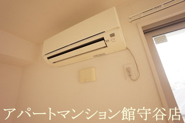 ヴァン・ボヌール中央の設備|反転です