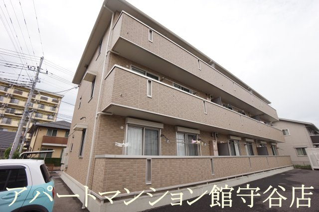 ヴァン・ボヌール中央の外観