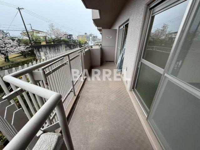 日興千里台スカイタウンB棟のバルコニー