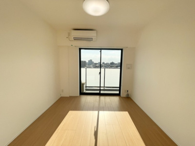 【居間・リビング】 | エストゥルース亀有 | 同一仕様写真