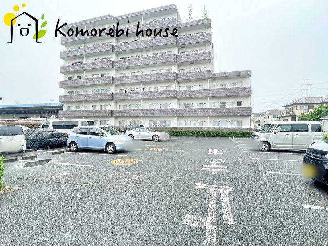 ミューアダマスグランテの駐車場|駐車場に車を止められます