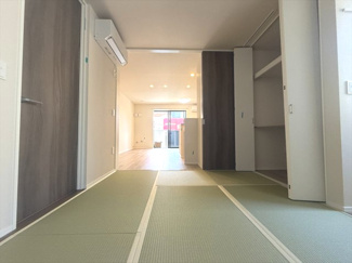 【和室】 | BORIKIひがしおおさか・ウエスタンハイツ１８ | ゆったりとくつろげる和室です