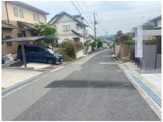 【前面道路含む現地写真】 | 廿日市市対厳山2（宮島口駅）全2区画　NO1 | 前面道路