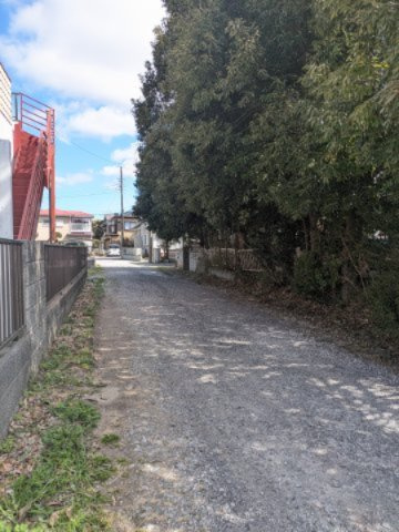 【前面道路含む現地写真】 | 大網白里市南横川　店舗付住宅