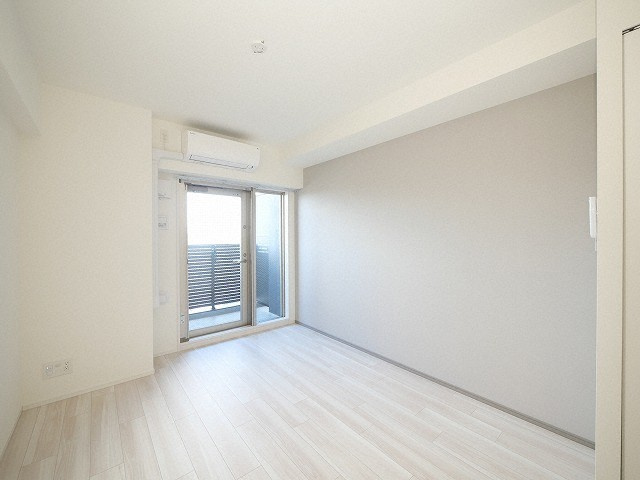 大阪市淀川区宮原２丁目の賃貸マンションの居間・リビング