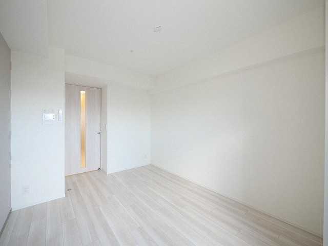 大阪市淀川区宮原２丁目の賃貸マンションの居間・リビング