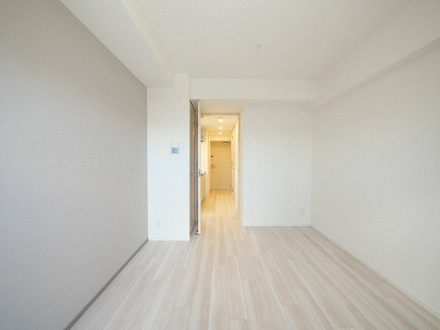 大阪市淀川区宮原２丁目の賃貸マンションの居間・リビング