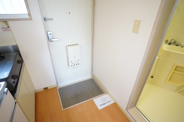 ロータスハイツ　Ｂ棟の玄関|広い造がいいですね