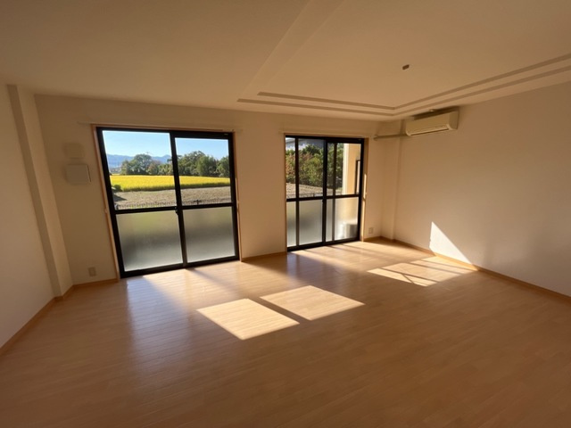 エスポワール・Mの居間・リビング|※同タイプの部屋写真です