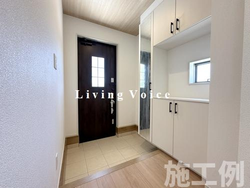 【玄関】 | 【仲介手数料０円】秦野市渋沢6期　新築一戸建て　全5棟 | 秦野市渋沢6期　新築一戸建て　全5棟