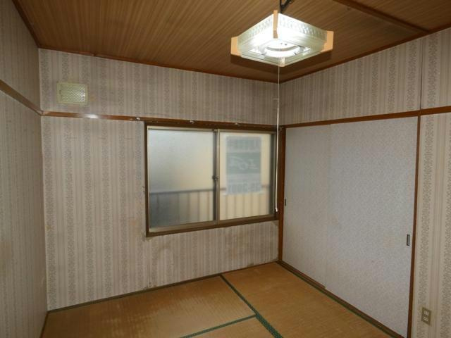 菅マンションの和室