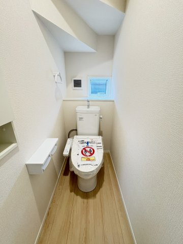 新築戸建　富士市入山瀬第9全2棟　1号棟のトイレ