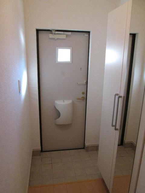 エアリーズシエロAの玄関