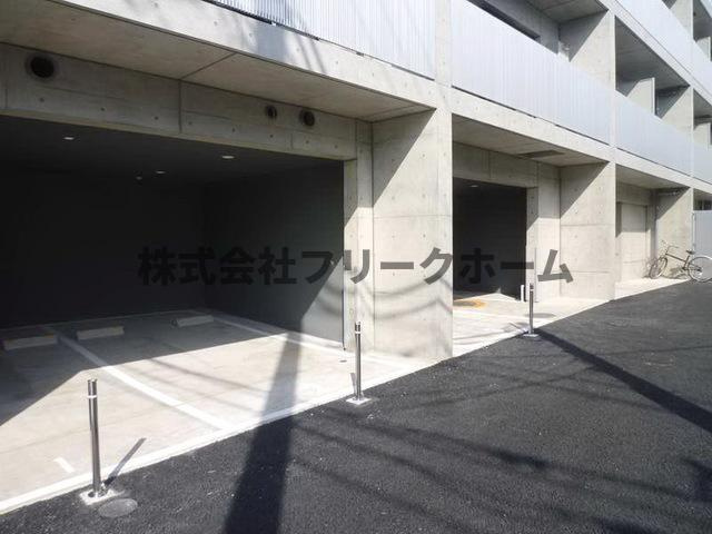 杉並区松庵１丁目の賃貸マンションの駐車場