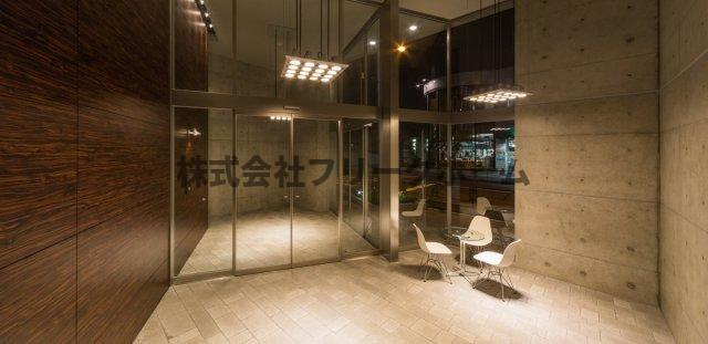 杉並区松庵１丁目の賃貸マンションのエントランス
