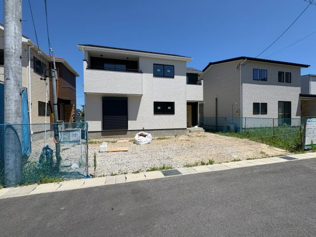 新築戸建　岐阜市東鶉5丁目　全5区画分譲の外観|「現地（2026年8月6日）撮影」　
■外観写真　
■ヤマダ不動産　株式会社リライフ　