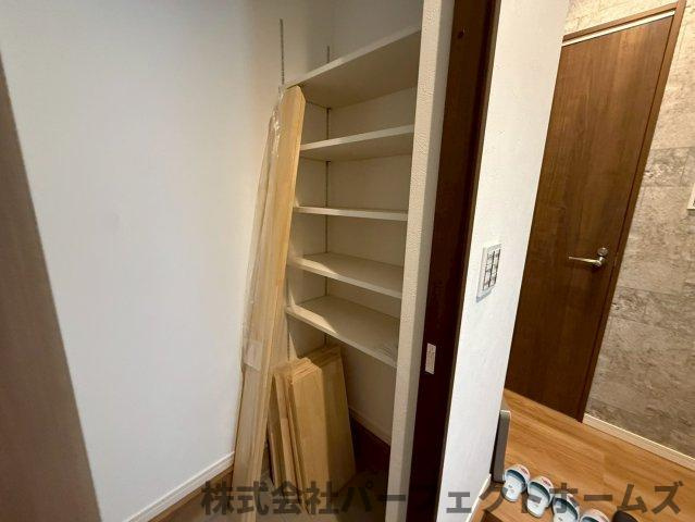 東中振1丁目戸建の収納|こまごまとしたものを収納できそうですね