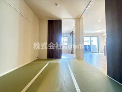 【和室】 | BORIKIひがしおおさか・ウエスタンハイツ１８ | フローリングだけでなく、和室もあります