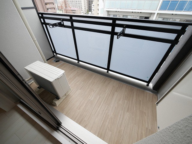 大阪市福島区鷺洲５丁目の賃貸マンションのバルコニー