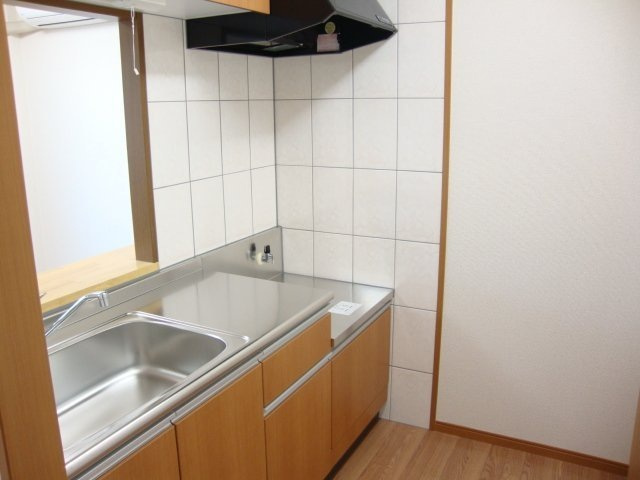 ウィステリア コートのキッチン|※同タイプの部屋写真です