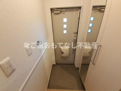 【玄関】 | プチシャルダンＡ | ※写真は別号室