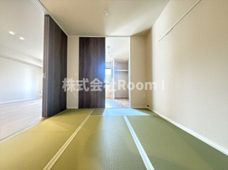 【和室】 | BORIKIひがしおおさか・ウエスタンハイツ１８ | 落ち着いた雰囲気の和室付きです