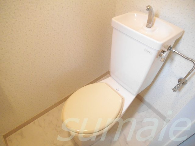 ヴェルメゾン赤羽のトイレ|バストイレ別です！！