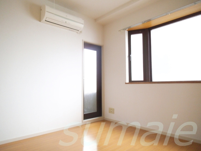 ヴェルメゾン赤羽の寝室|6.5帖の寝室です♪