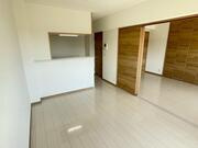 クラウン　ウエストの居間・リビング