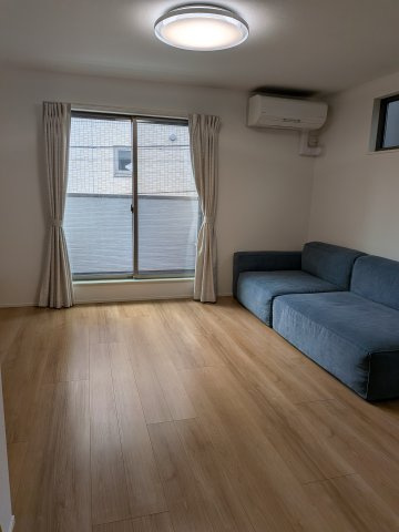 三好2丁目戸建ての居間・リビング