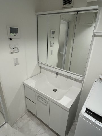 三好2丁目戸建ての洗面所